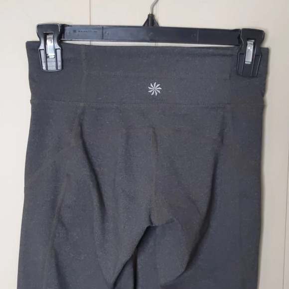 Athleta Gray Kick Booty Capri Leggings - Picture 4 of 6